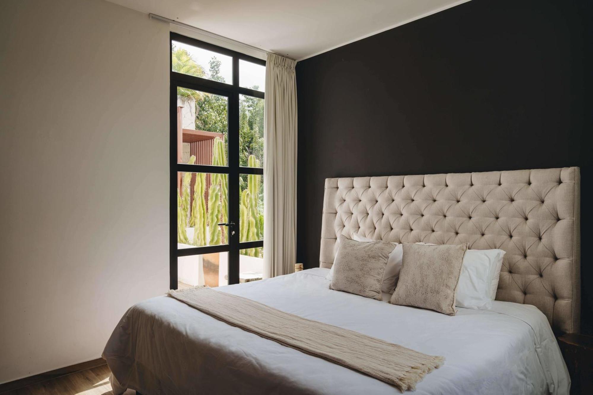 Spacious 8br Double Villa, Gated, Double Patio & Pool * Tulum