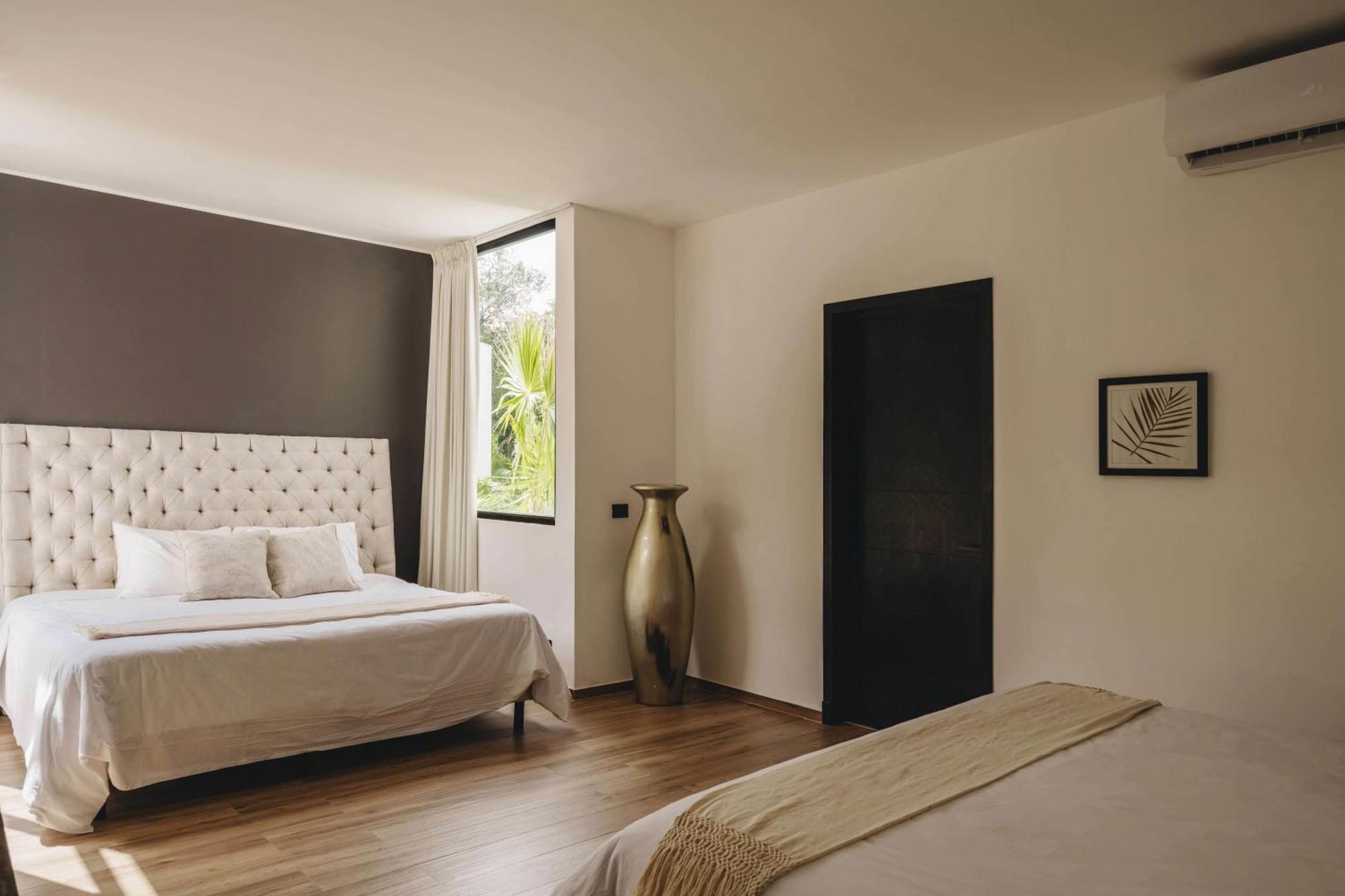 Spacious 8br Double Villa, Gated, Double Patio & Pool * Tulum