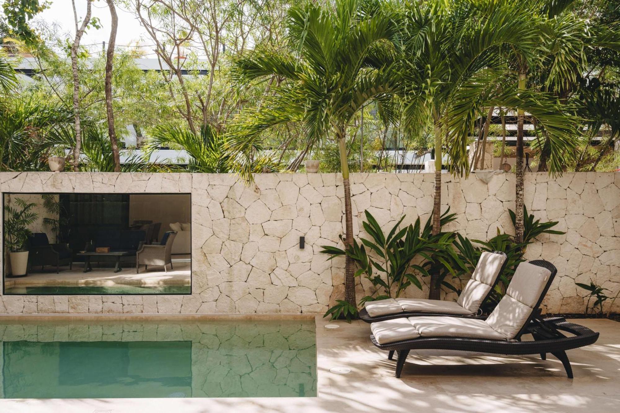 Spacious 8br Double Villa, Gated, Double Patio & Pool * Tulum